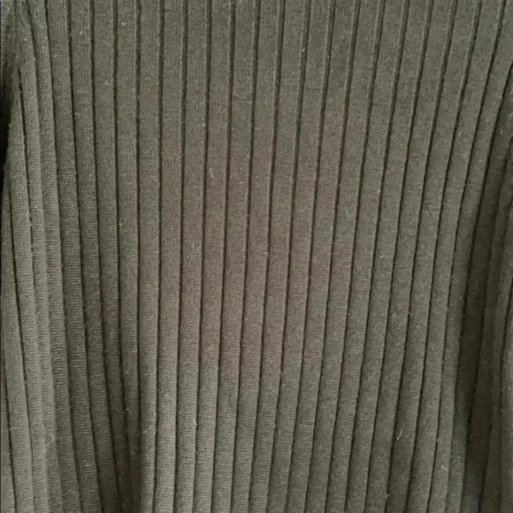 Iris Basic Ribbed Knit Top - Picture 8 of 10